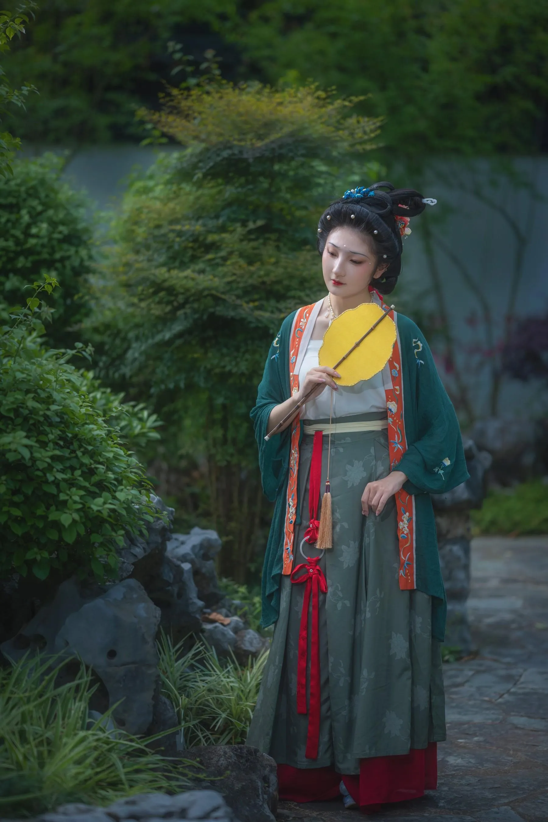 [艺图语] 2022.05.14 春日游园 朱婉婷23 [23P]插图6